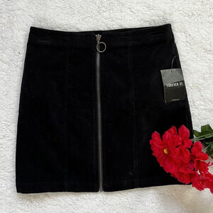 Forever‎ 21 Short Skirt Womens Size S Black Corduroy Front Zip